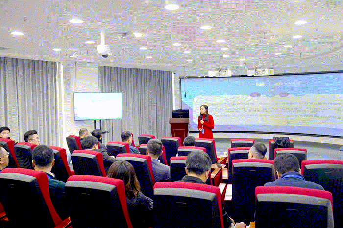 1635329592610901.gif 开放式话题讨论 动图.GIF